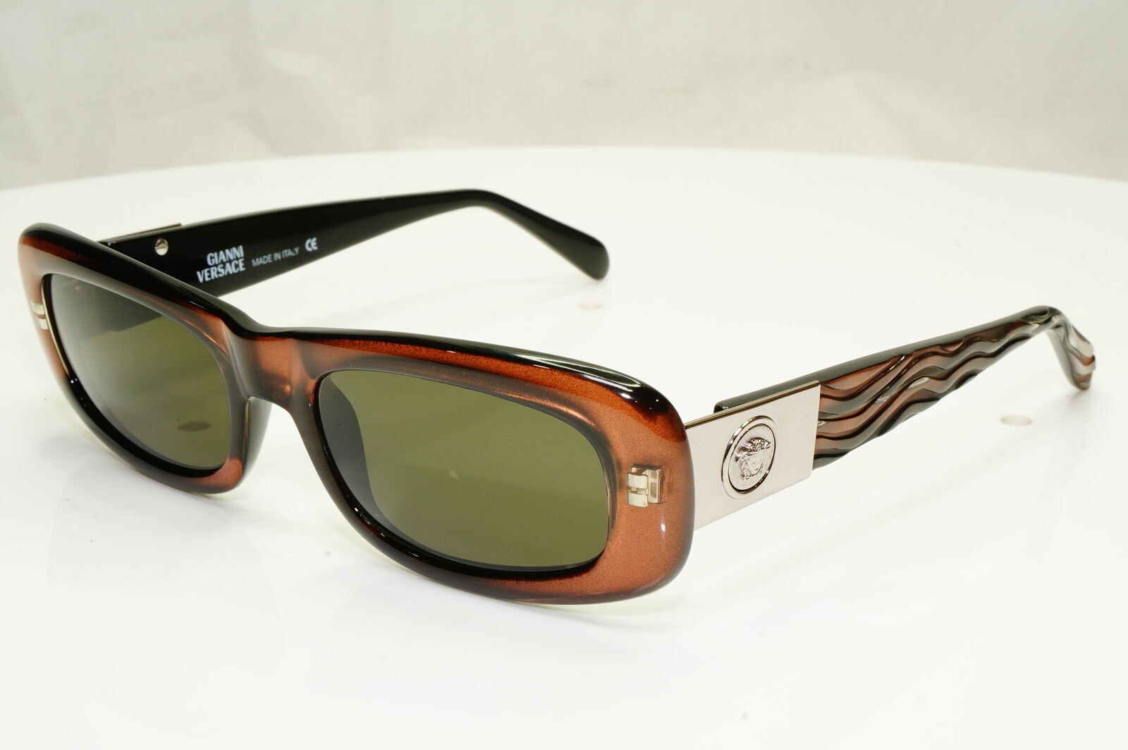 Gianni Versace 1996 Unisex Vintage Brown Medusa Sunglasses MOD 257/M COL 382