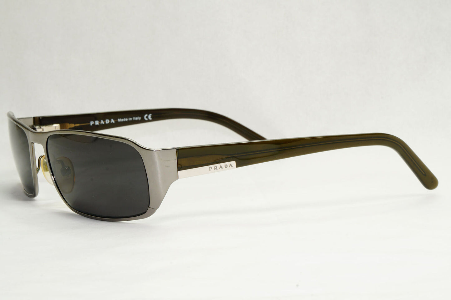 Prada Sunglasses 2006 Vintage Gunmetal Brown Olive PR52FS SPR 52F 5AV-4M1 180124