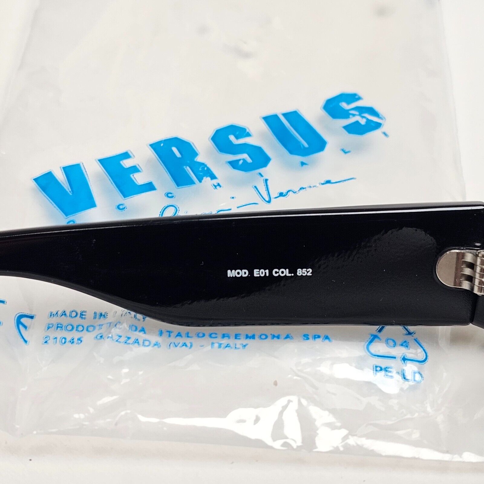 Versus Sunglasses 1996 by Gianni Versace Vintage Black Grey MOD E01 COL 852
