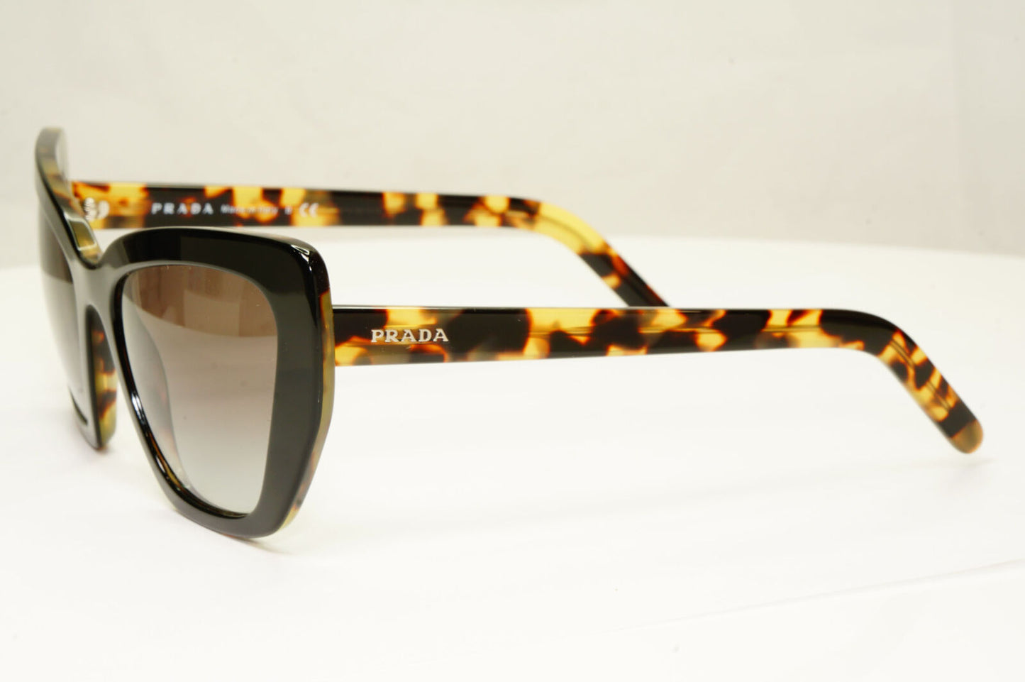Prada Black Tortoise Brown Square Womens Sunglasses PR08VS SPR 08V NAI-0A7