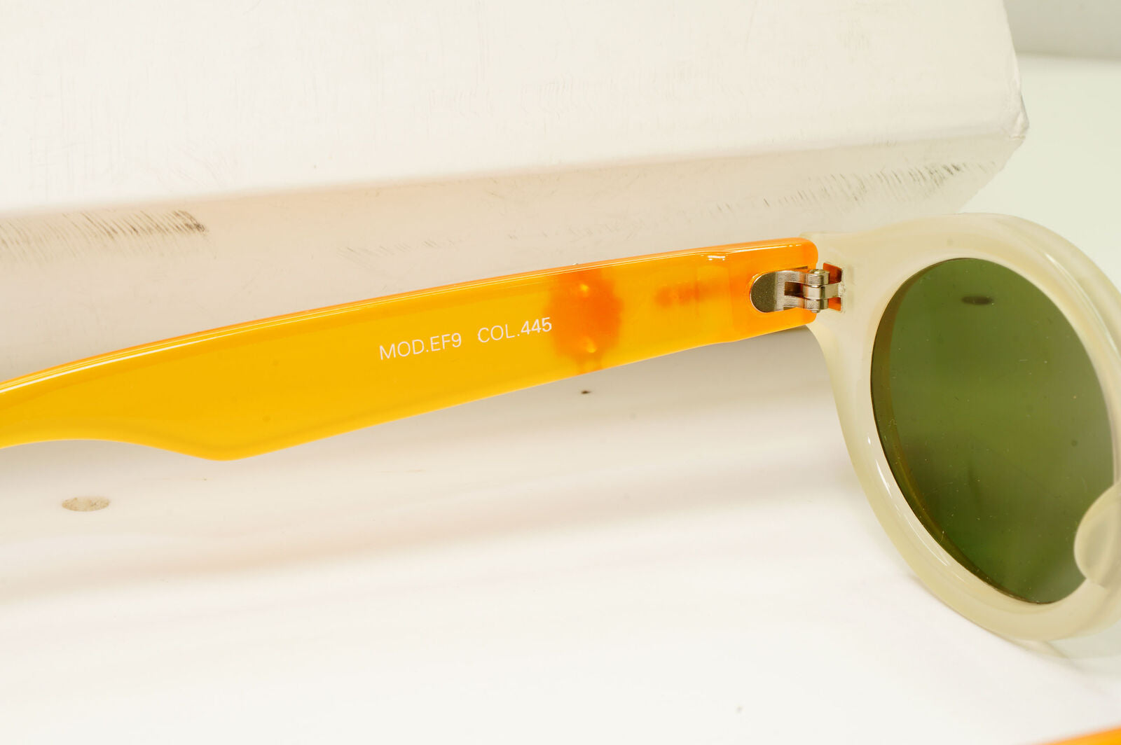 Versus 1995 Vintage Orange White Lion Sunglasses Gianni Versace MOD EF9 COL 445