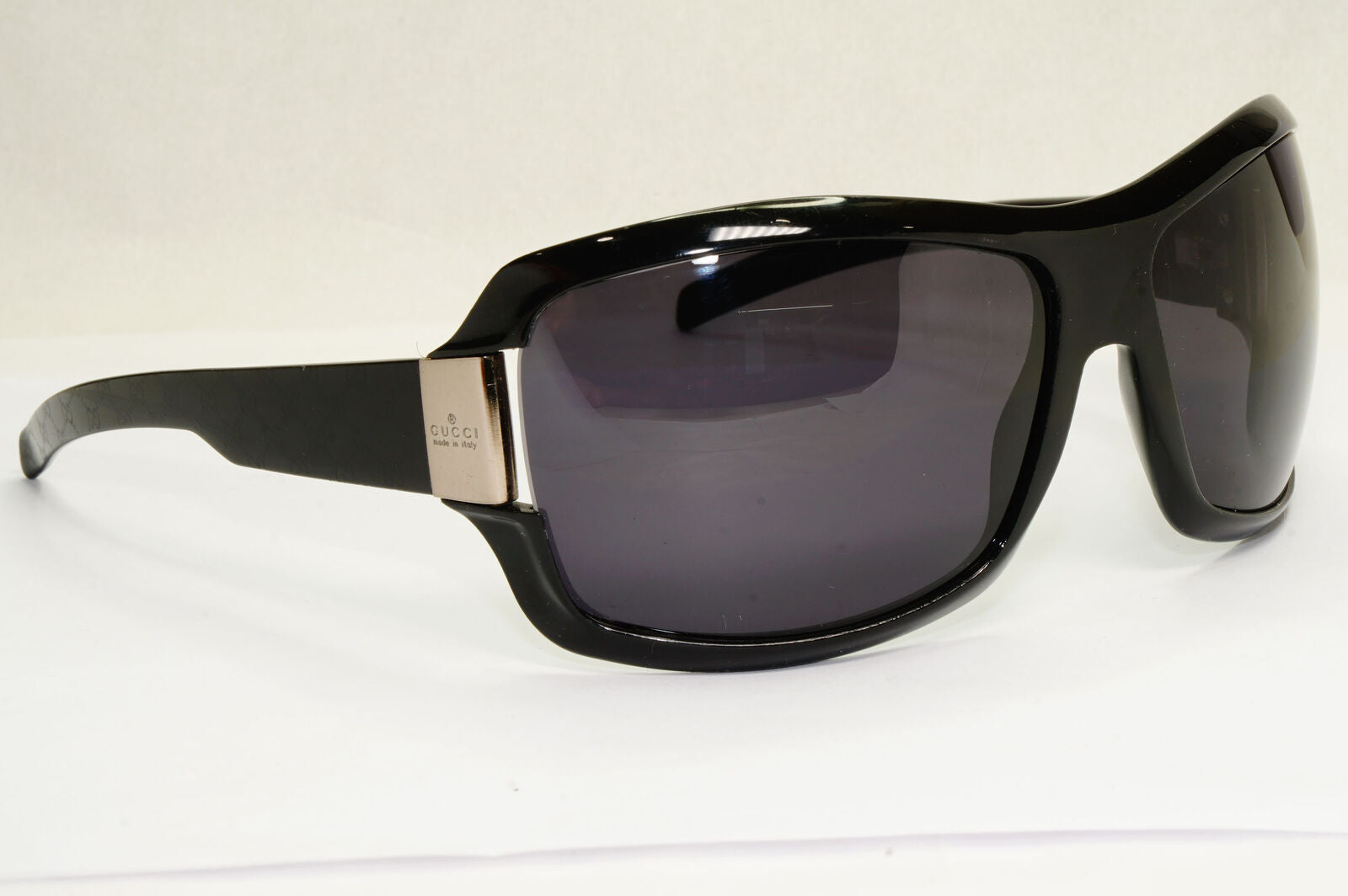 Gucci Sunglasses 2005 Monogram Black Oversized Wrap GG 1546/S BKKR7 180224