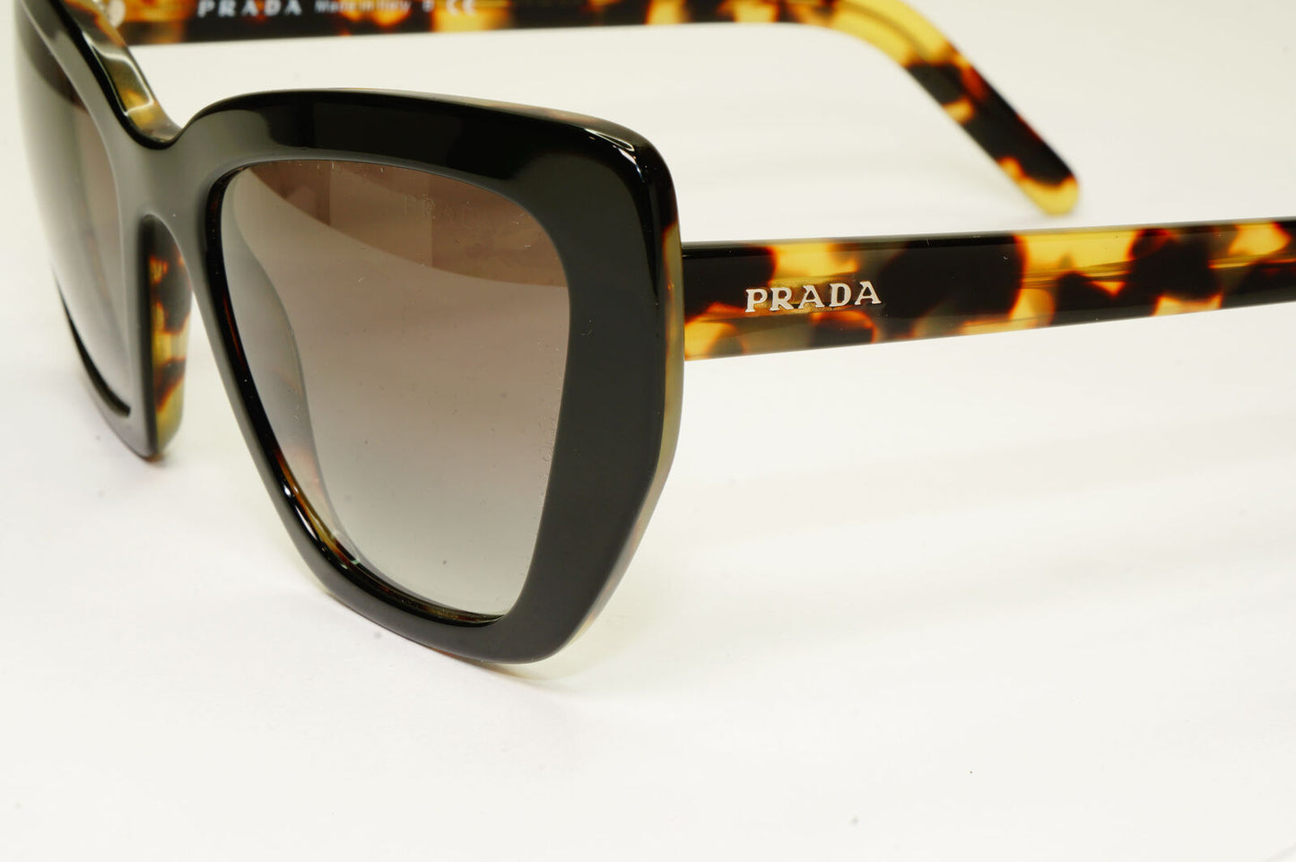 Prada Black Tortoise Brown Square Womens Sunglasses PR08VS SPR 08V NAI-0A7