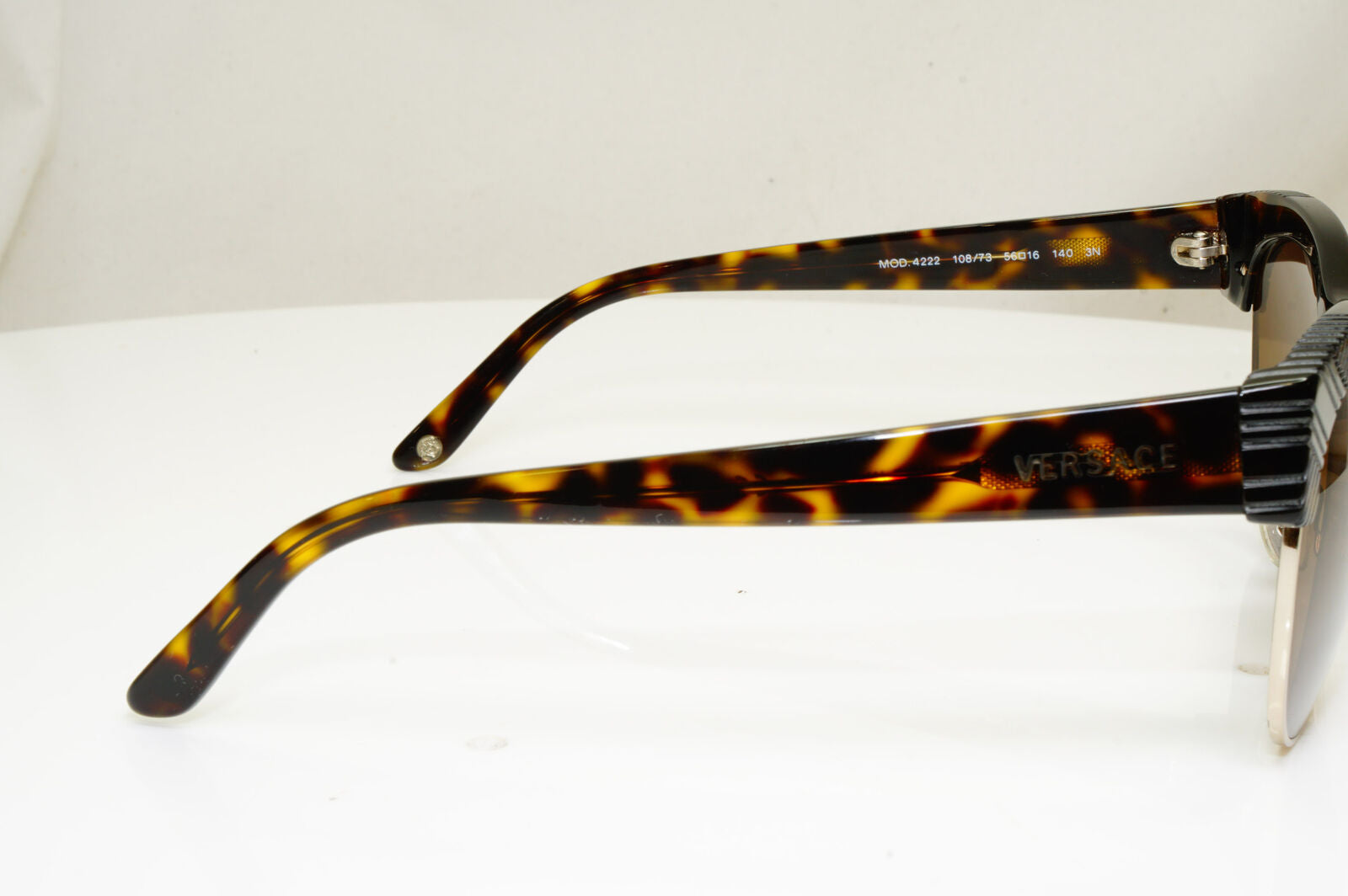 Authentic VERSACE Womens Vintage Sunglasses Brown Square 4222 108/T3 29315