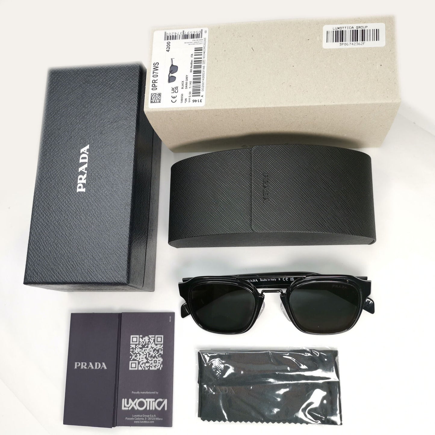Prada Sunglasses Black Navigator Square Bridge Glossy PR07WS SPR 07W 1AB-5S0