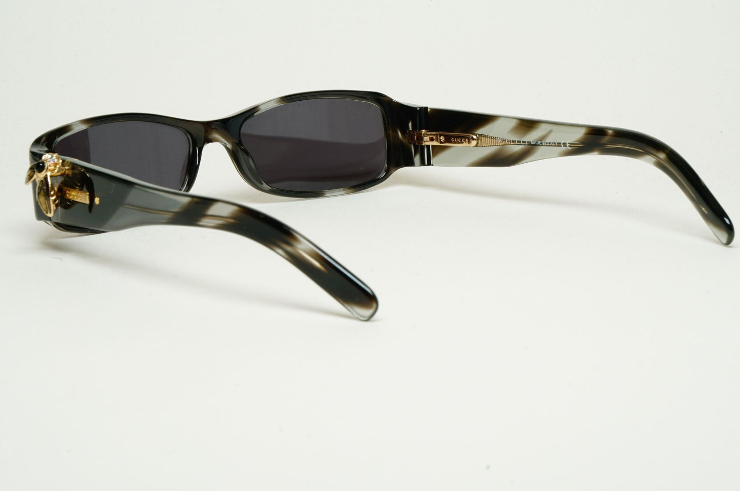 Gucci Sunglasses 2004 Vintage Gold Bee Grey Havana Rectangle GG 2904 EGP 52mm