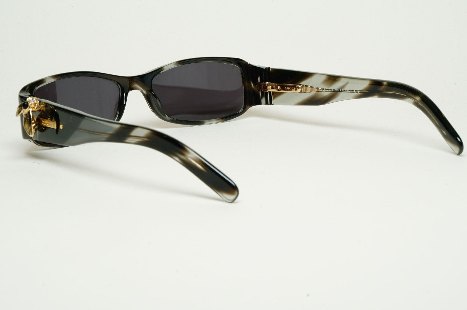 Gucci Sunglasses 2004 Vintage Gold Bee Grey Havana Rectangle GG 2904 EGP 52mm