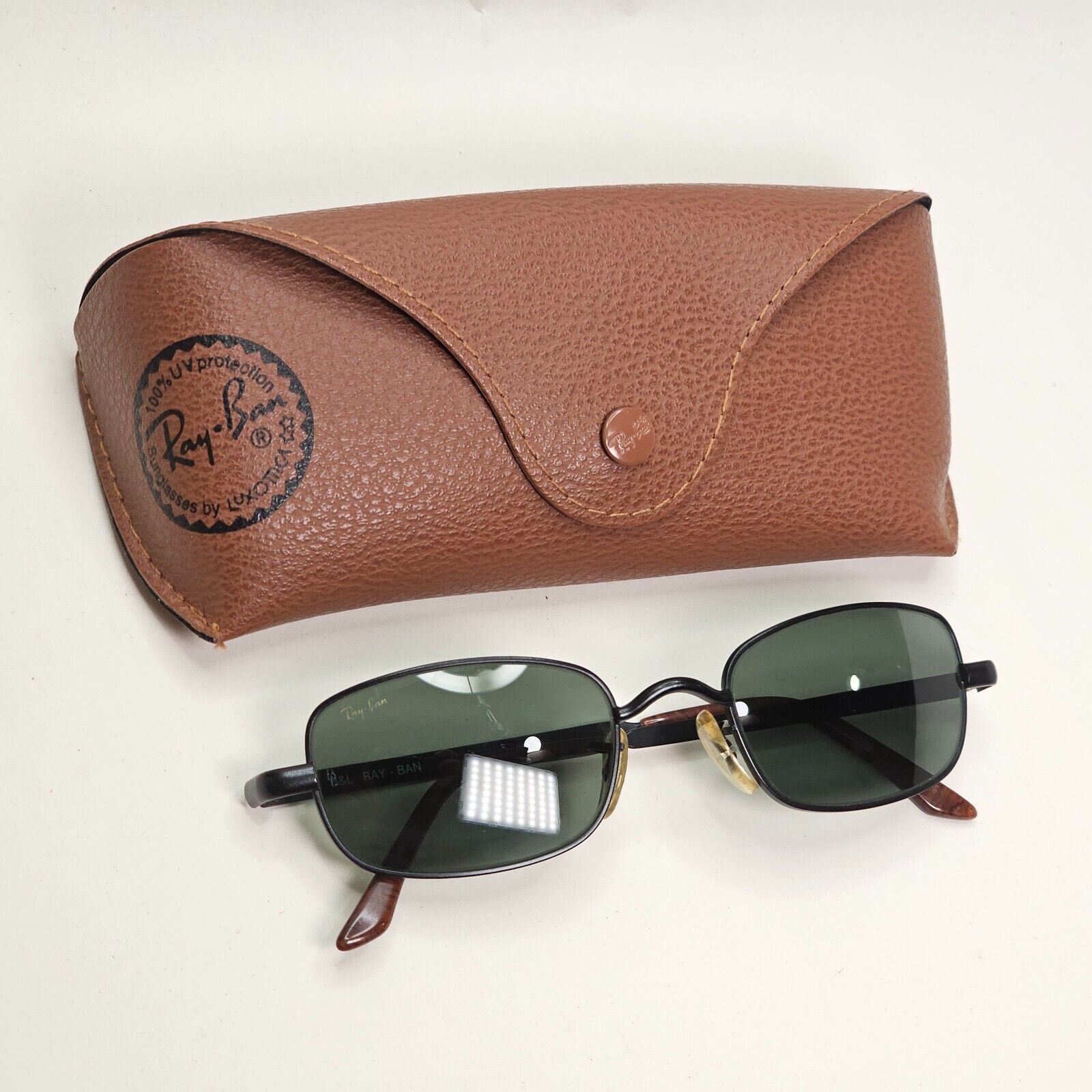 Ray-Ban Sunglasses Vintage 1999 Bausch & Lomb Black Green W2951  081124
