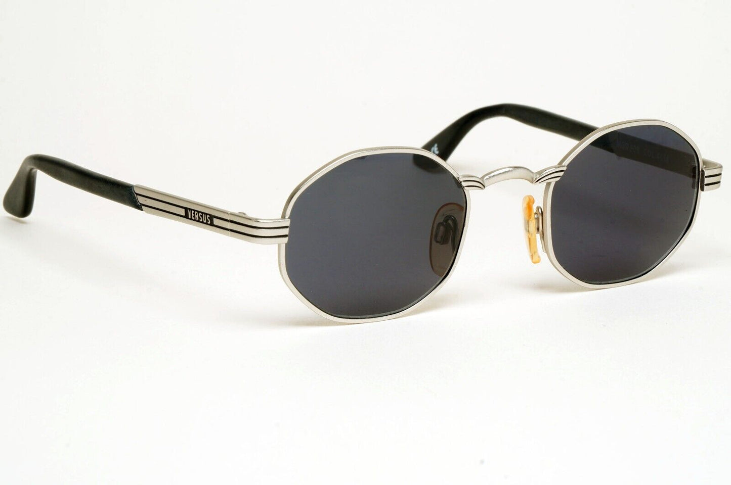 Versus Sunglasses 1996 by Gianni Versace Vintage Silver Hexagon MOD F09 COL 40M