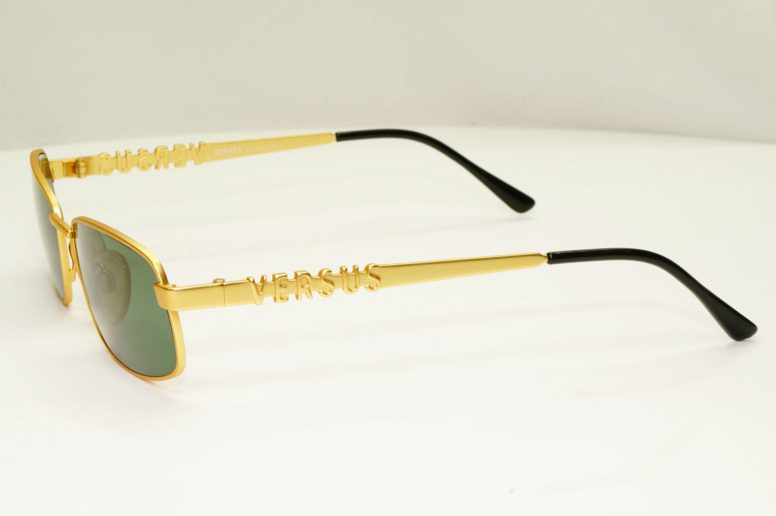 Versus 1995 Vintage Gold Green Metal Sunglasses Gianni Versace MOD R27 COL 13M