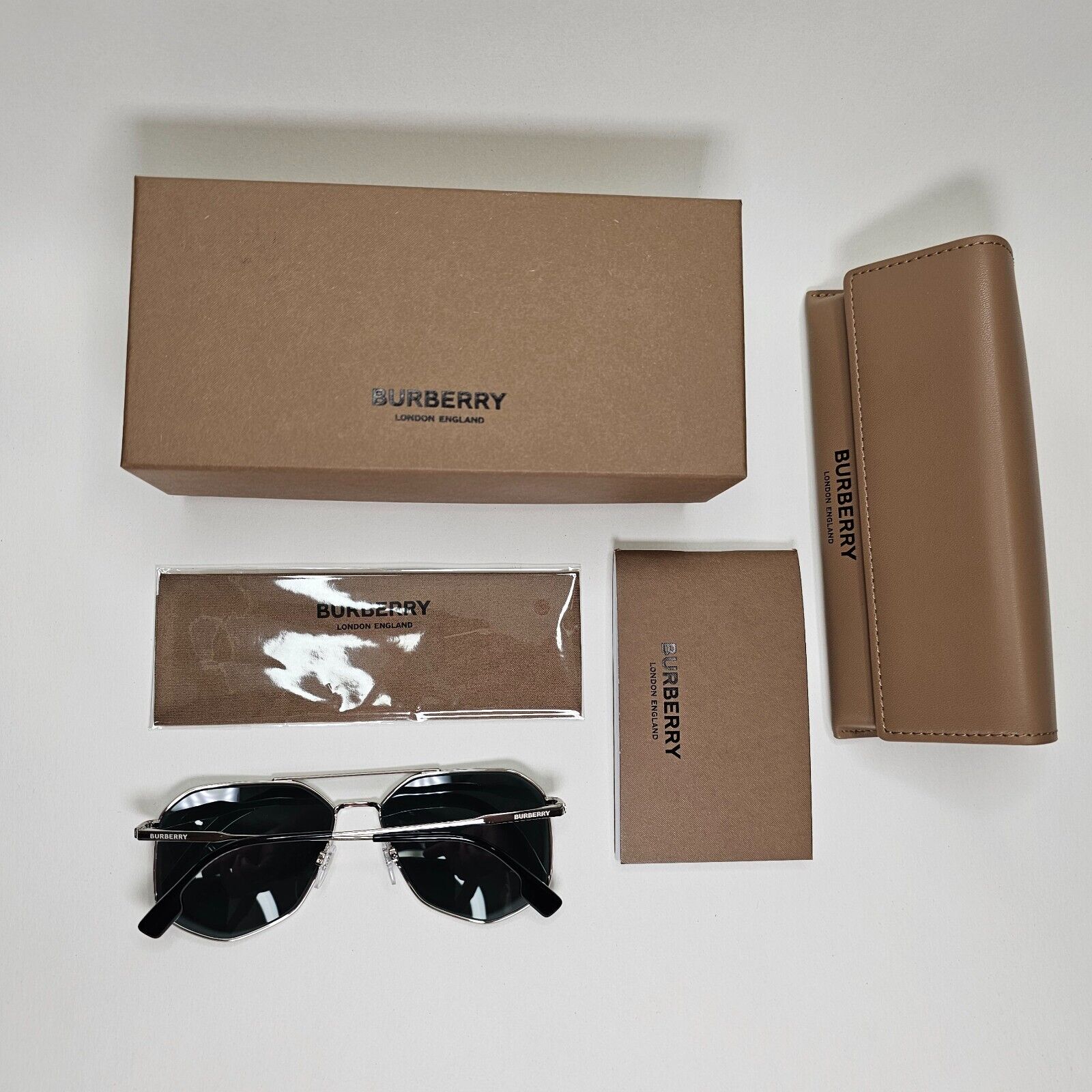 Burberry Sunglasses Silver Navigator Pilot Metal Ozwald BE 3139 1005/87 58mm
