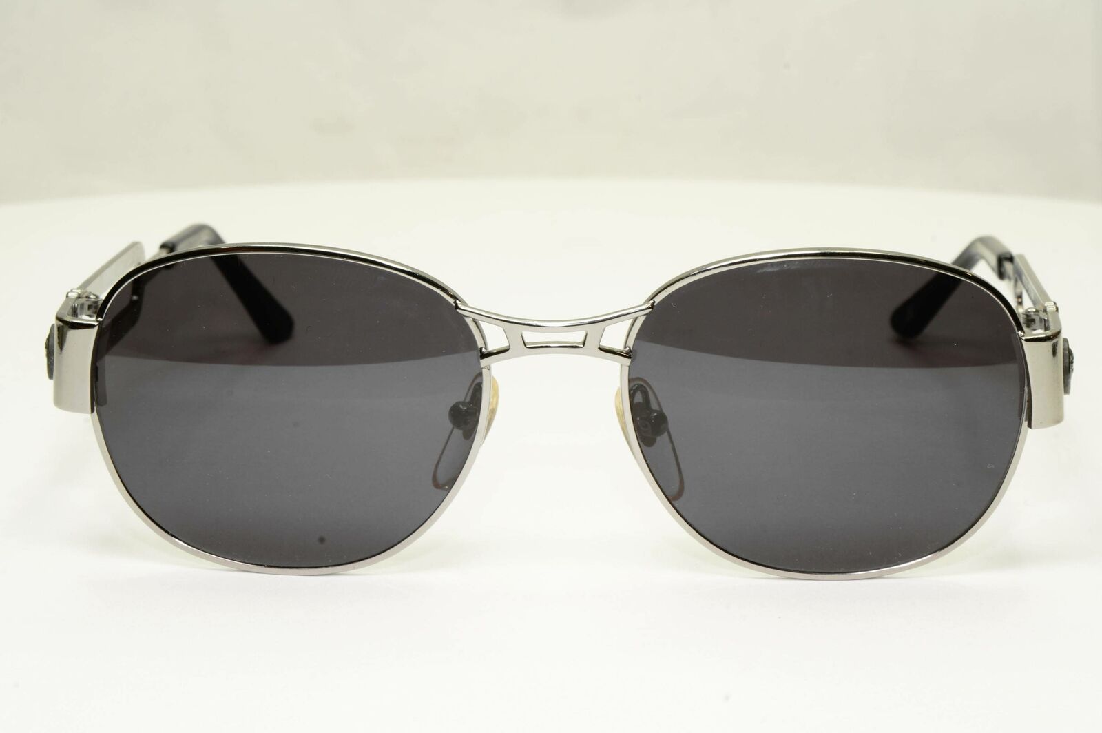 Gianni Versace 1996 Vintage Mens Silver Medusa Metal Sunglasses MOD S57 COL 76M