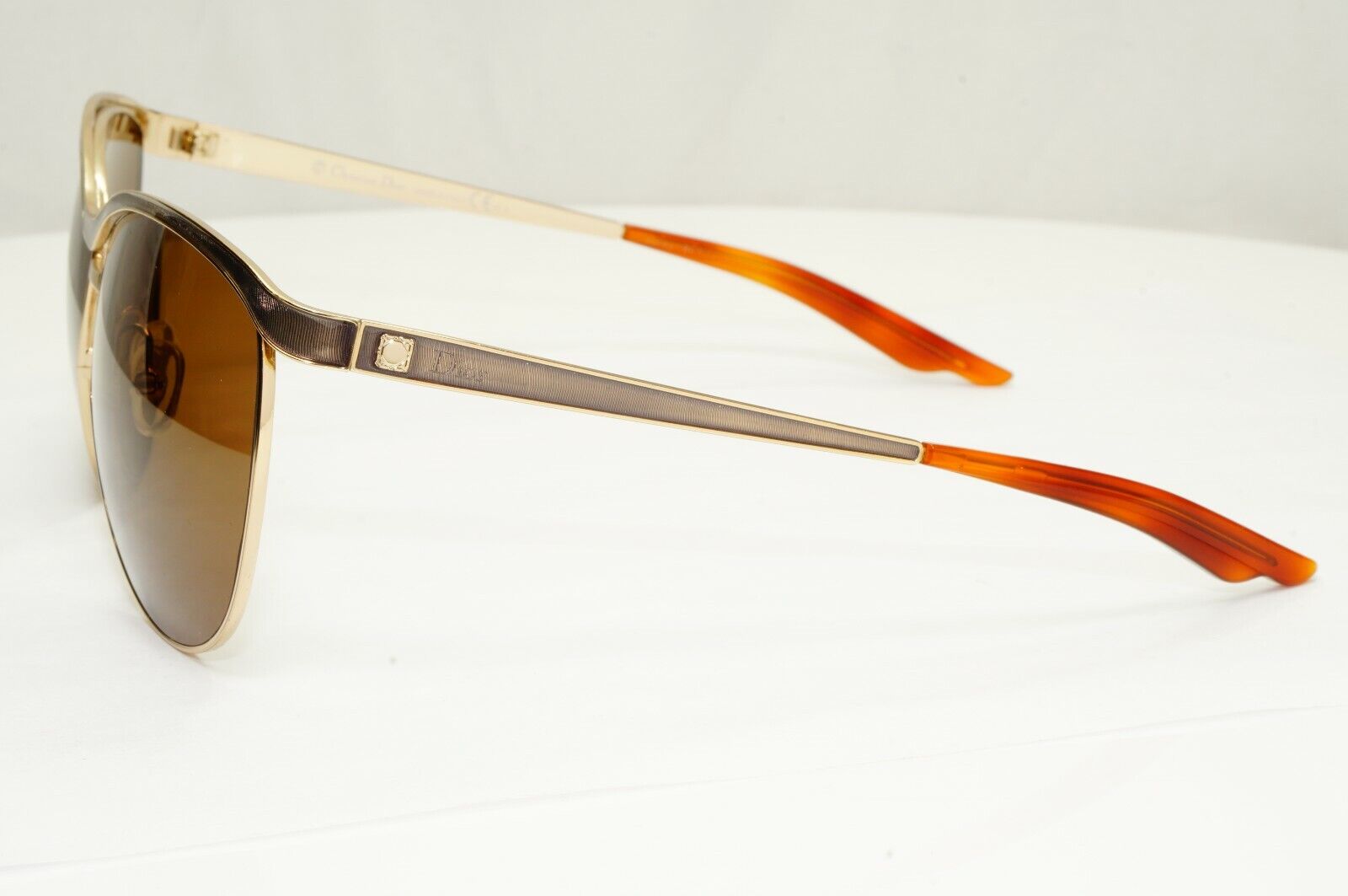 Authentic DIOR Womens Square Designer Sunglasses Gold CINQUANTE I529C 27851