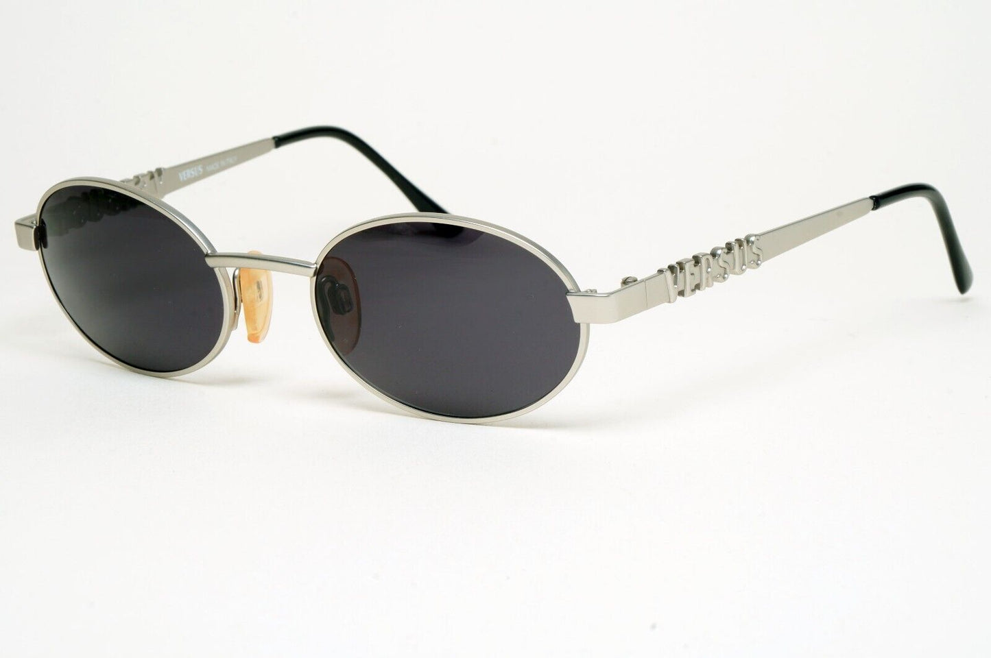 Versus Sunglasses 1996 by Gianni Versace Vintage Silver Oval MOD R26 COL 22M