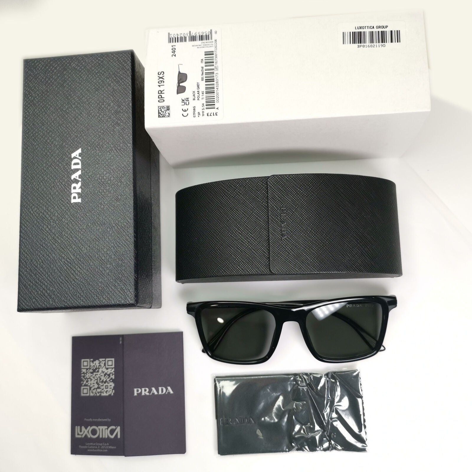 Prada Sunglasses Polarized Glass Lens Black Square Grey PR19XS SPR 19X 07F-08G