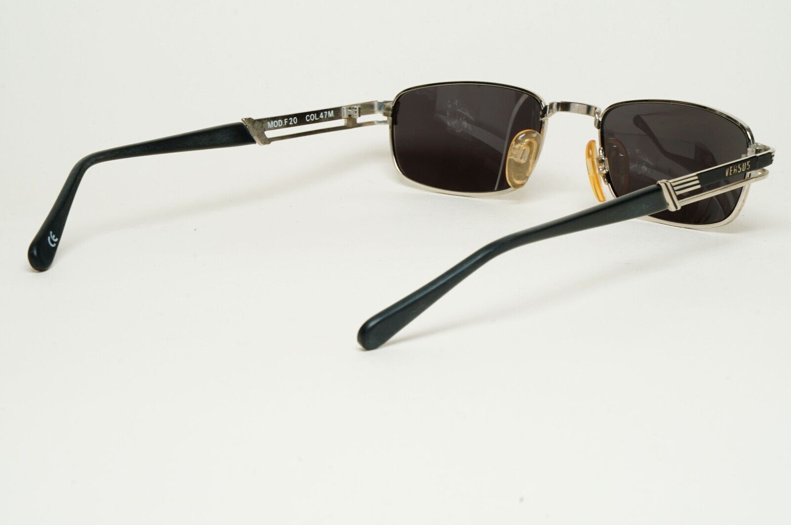 Versus Sunglasses 1996 by Gianni Versace Vintage Silver Black MOD F20 COL 47M