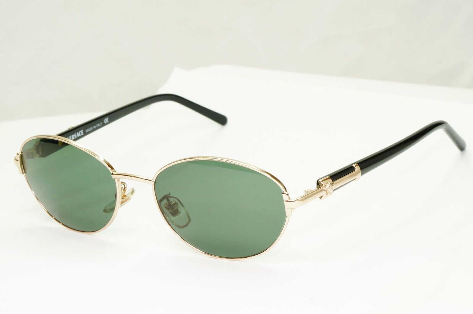 Gianni Versace 1995 Sunglasses Vintage Gold Black Green Oval MOD M83 COL 030 A
