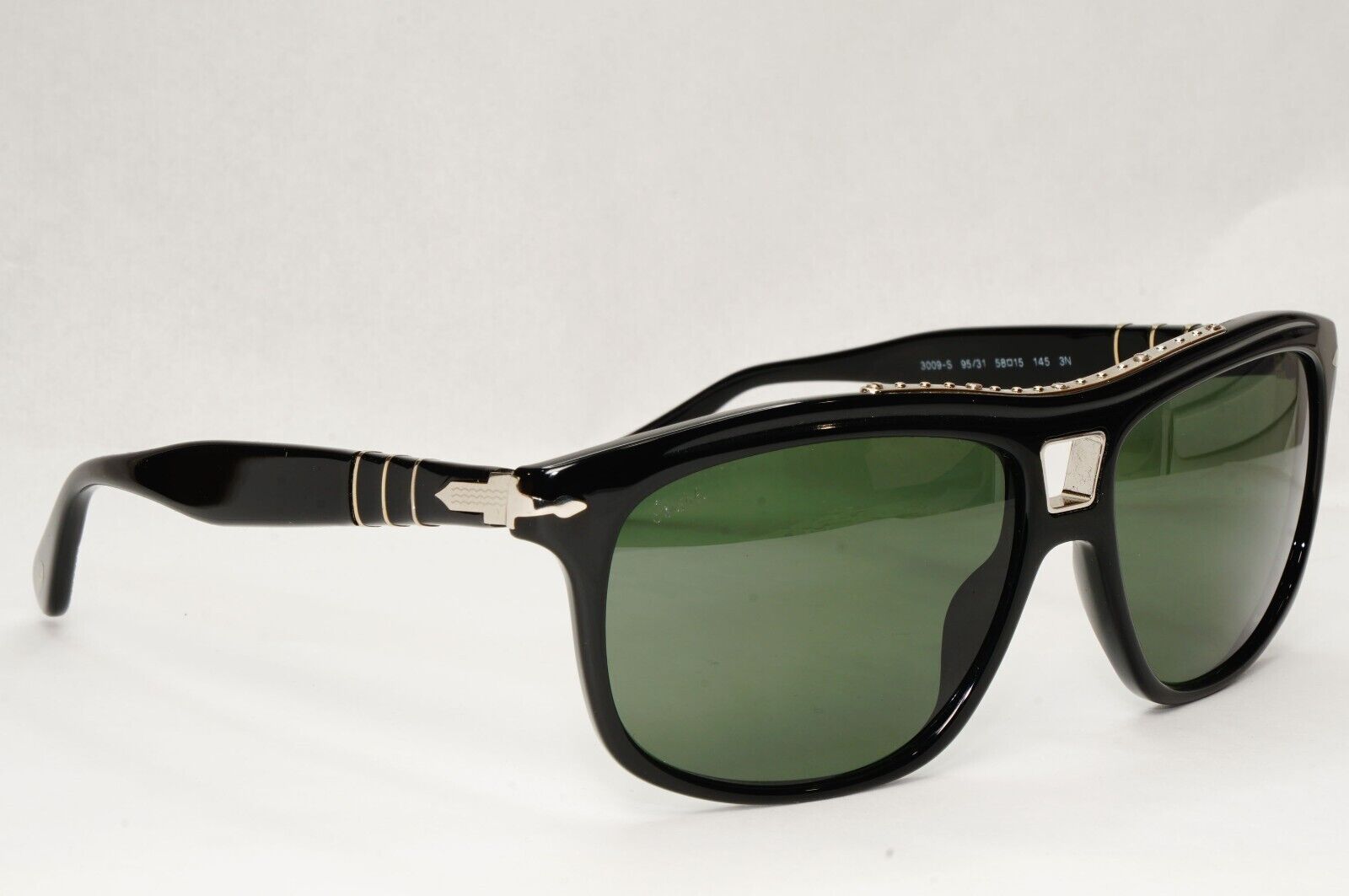 Persol Sunglasses 2011 Roadster Black Silver Glossy Green Lens 3009-S 95/31 58mm