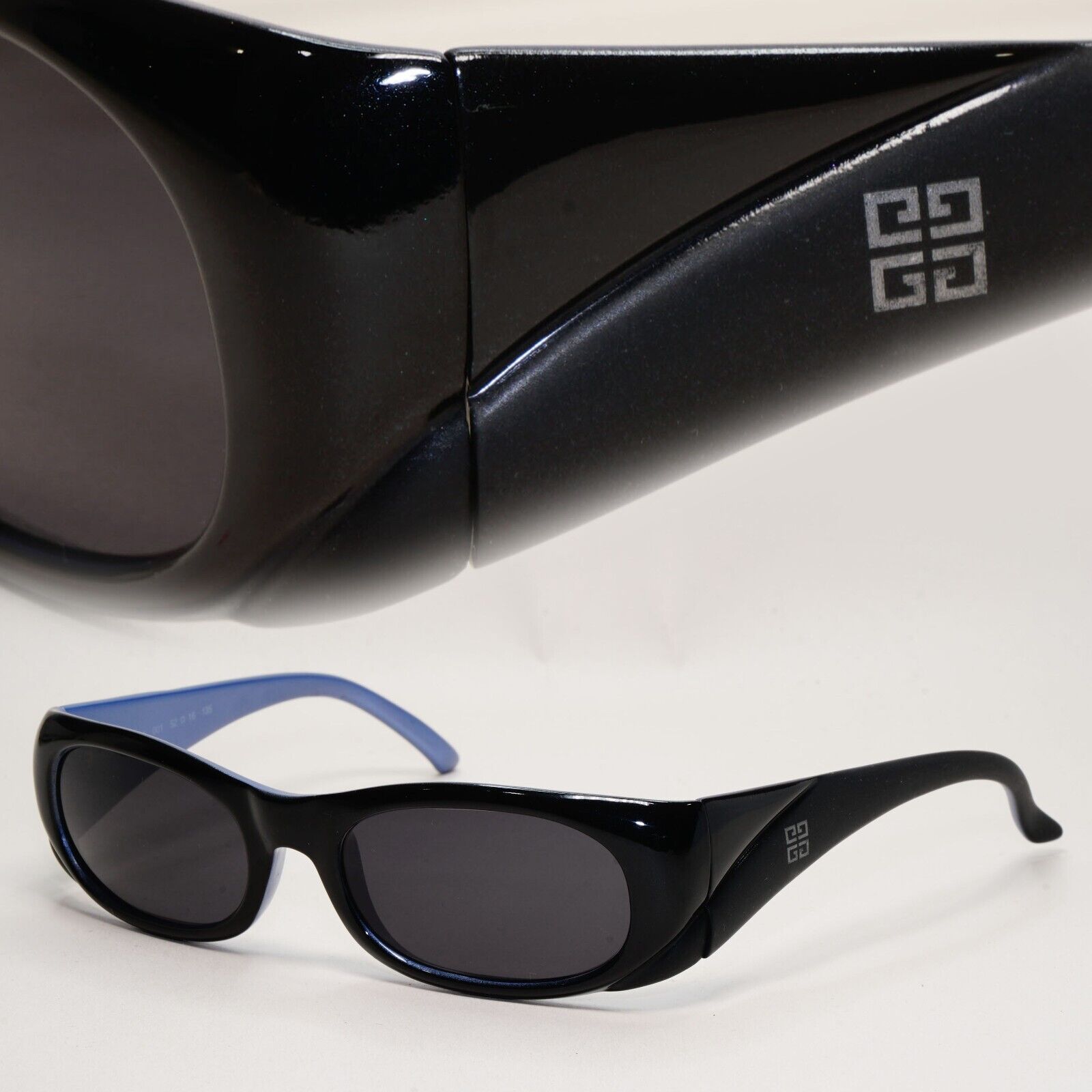 Givenchy Sunglasses 2005 Vintage Black Rectangle Unisex 2504 001 52mm 021124