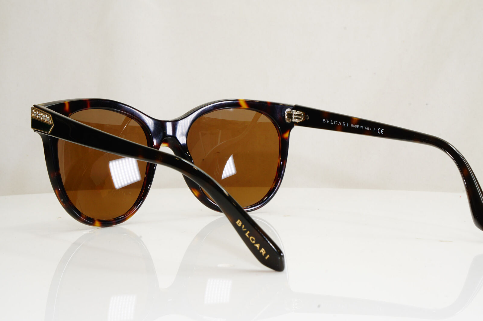 Authentic BVLGARI Womens Boxed Vintage Sunglasses CRYSTAL 8134 504/13 28297