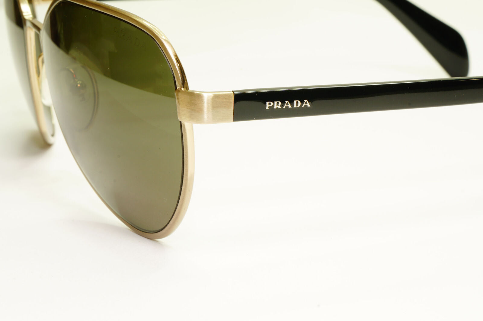 Prada Gold Black Pilot Sunglasses Green Mens Fashion PR55RS SPR 55R MA1-0A7