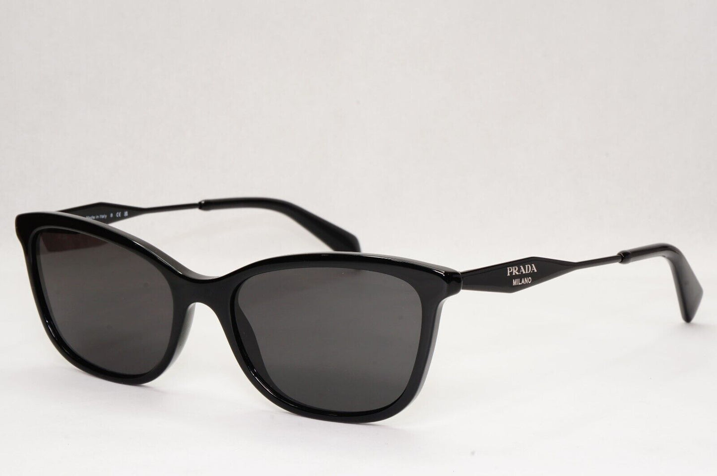 Prada Sunglasses Black Milano Square Glossy Fashion PR02YV VPR 02Y 07E-1O1 54mm