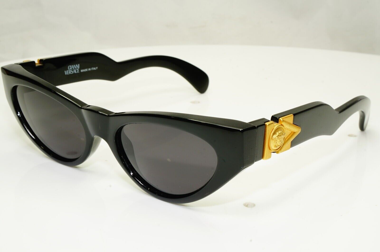 Gianni Versace Sunglasses 1996 Vintage Black Gold Medusa MOD 476/A COL 852