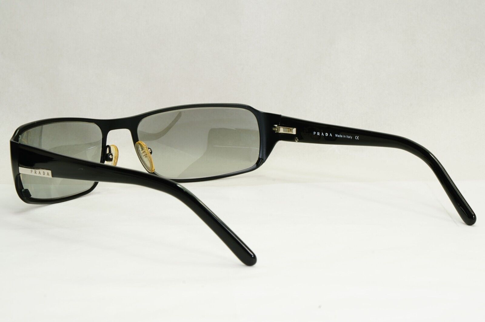 Prada Sunglasses 2006 Vintage Black Rectangle Grey PR52FS SPR 52F 1BO-3M1 270324