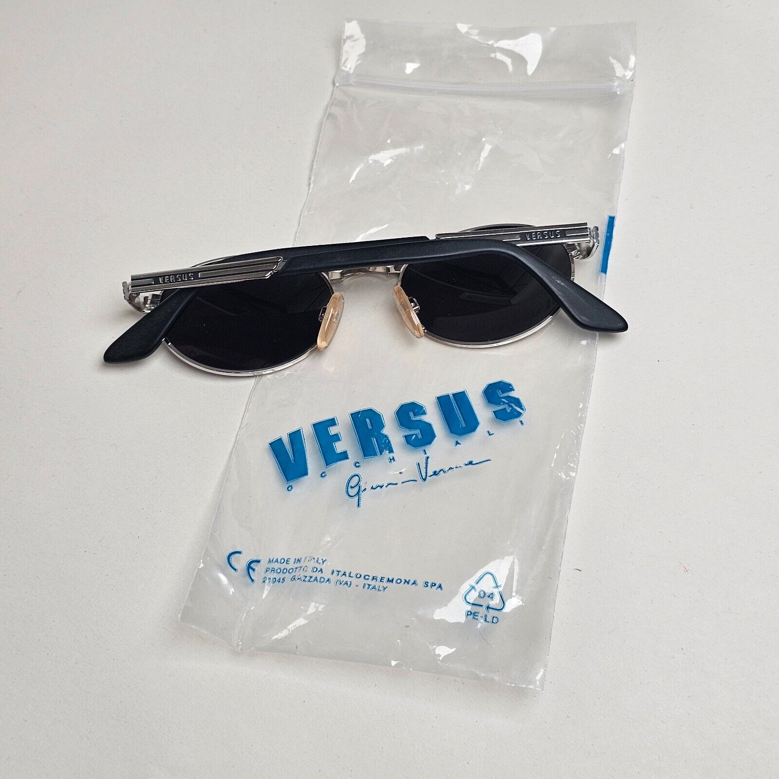 Versus Sunglasses 1996 by Gianni Versace Vintage Silver Oval MOD F07 COL 12M