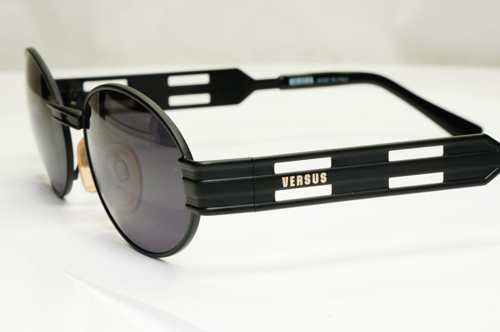Versus 1996 by Gianni Versace Vintage Matte Black Sunglasses MOD R06 COL 09M