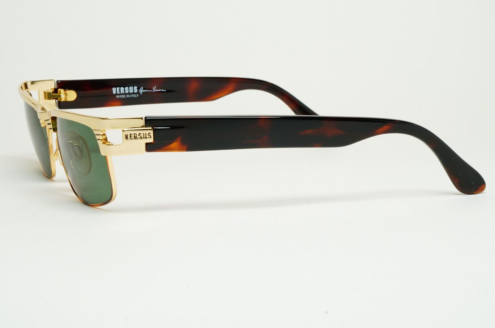 Versus Sunglasses 1996 by Gianni Versace Vintage Gold Green MOD F27 COL 36M