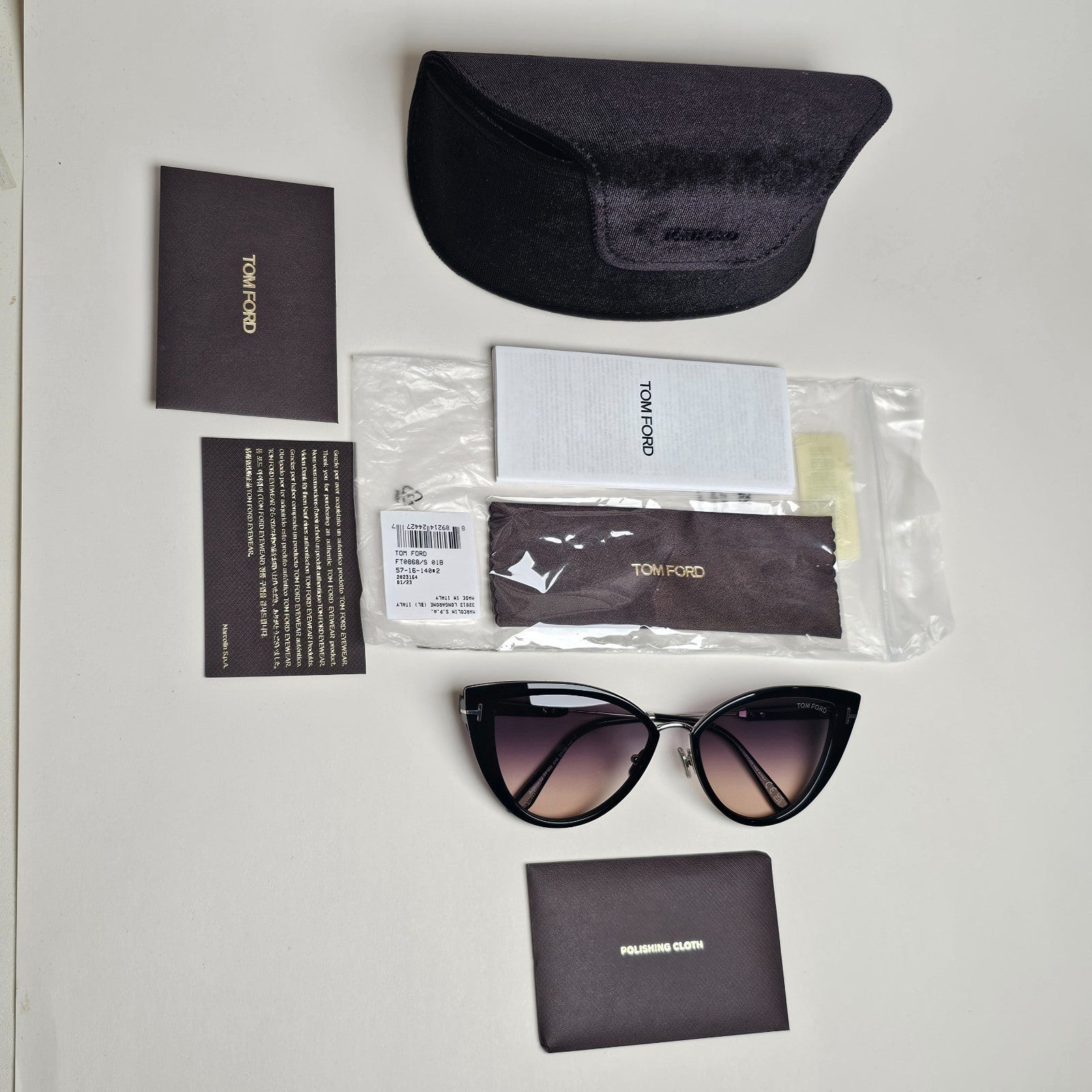 Tom Ford Sunglasses Anjelica-02 Cat Eye Black Grey Gradient FT0868 TF 868 01B