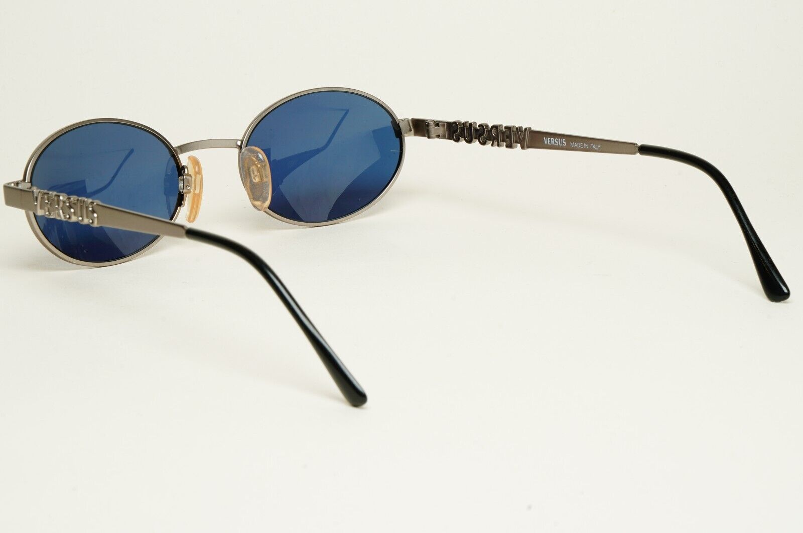 Versus Sunglasses 1996 by Gianni Versace Vintage Gunmetal Blue MOD R26 COL 948