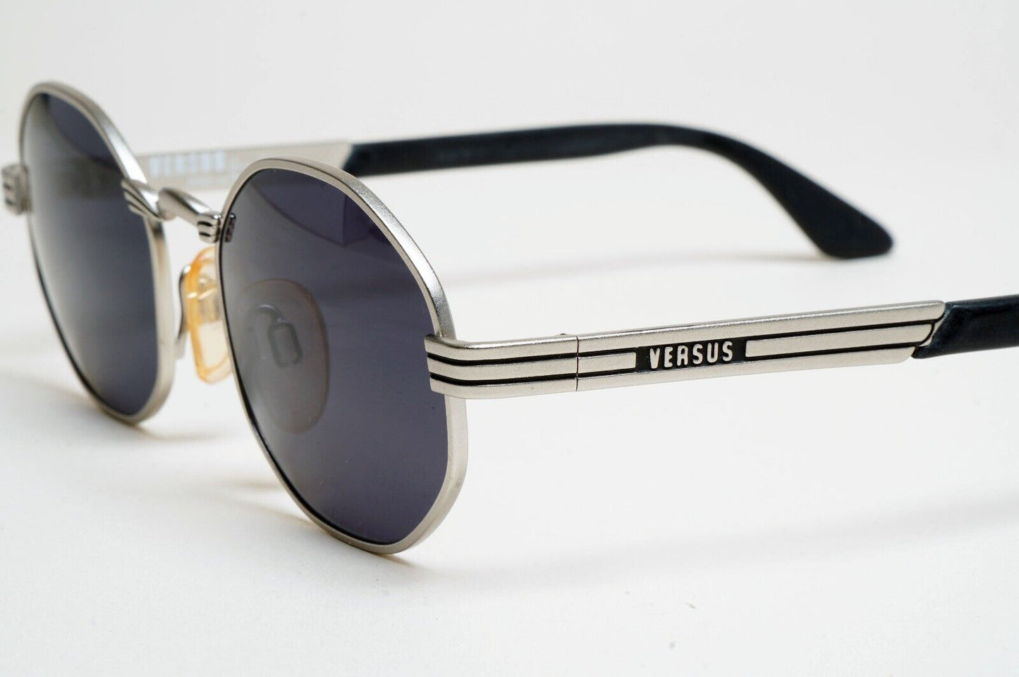 Versus Sunglasses 1996 by Gianni Versace Vintage Silver Hexagon MOD F09 COL 40M