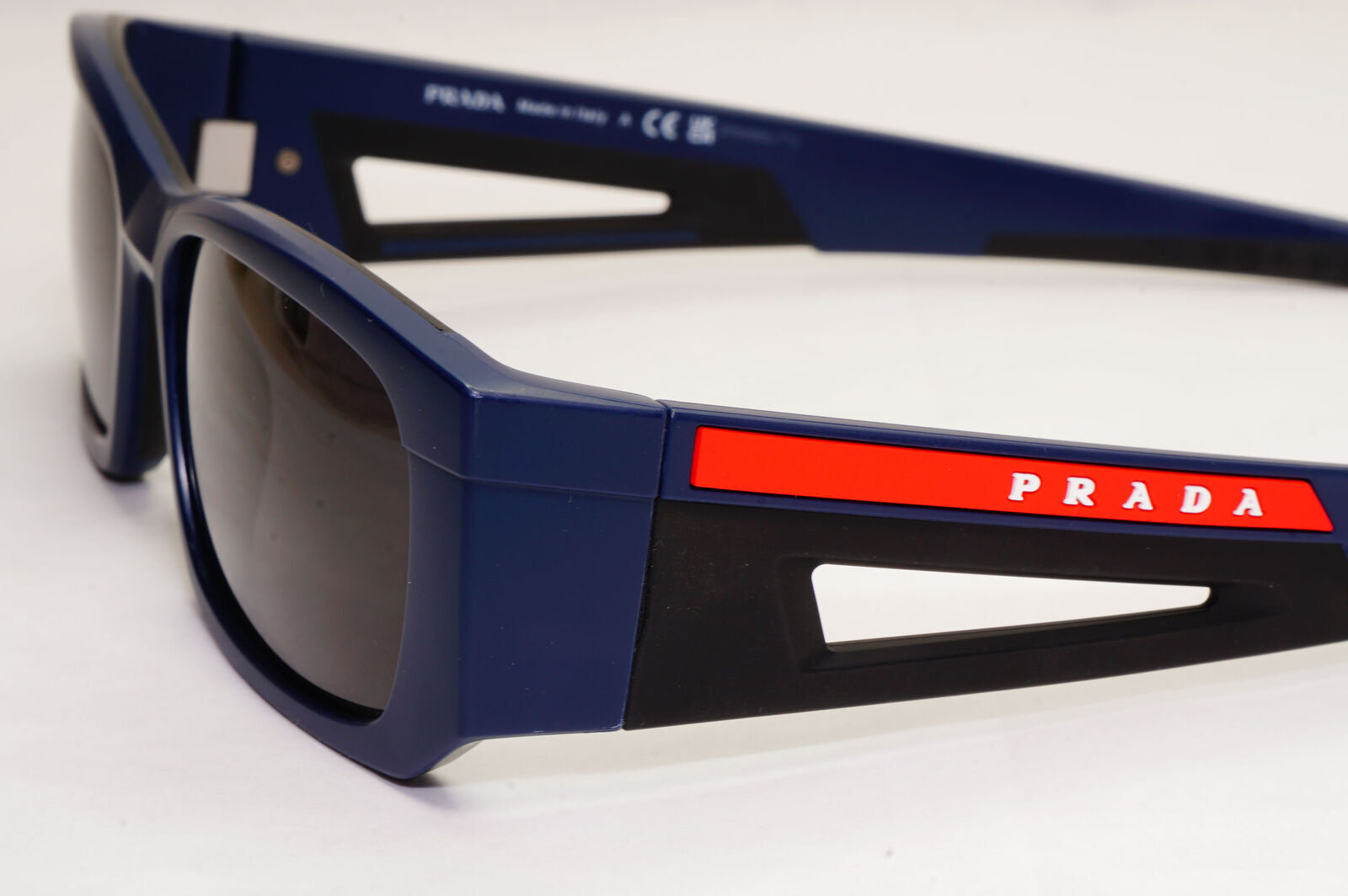 Prada Sunglasses Blue Black Red Linea Rossa Square Wrap PS03PV VPS 03P MAG-1O1