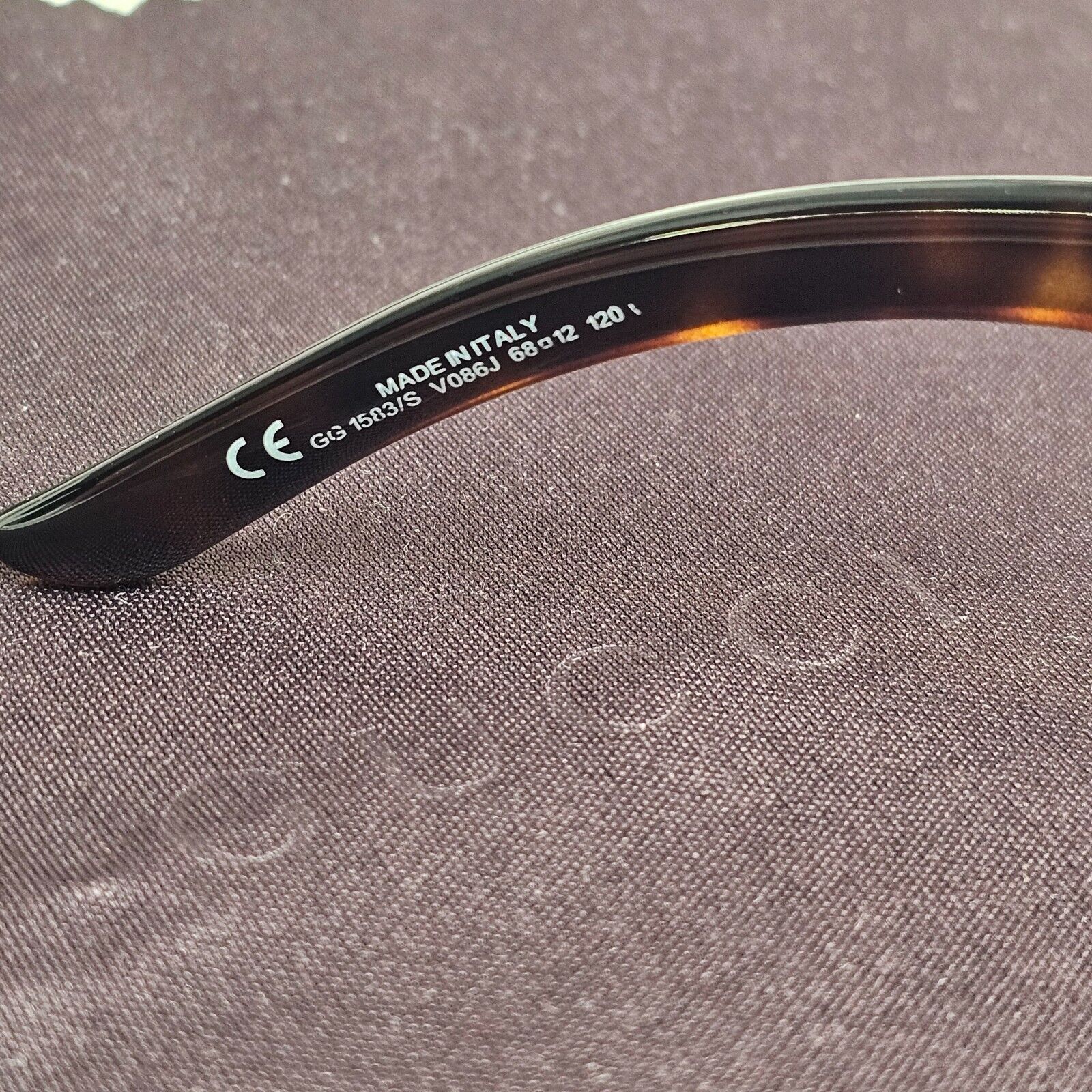 Gucci Sunglasses 2004 Vintage Brown Tortoise Wrap Retro GG 1583/S V086J 050225