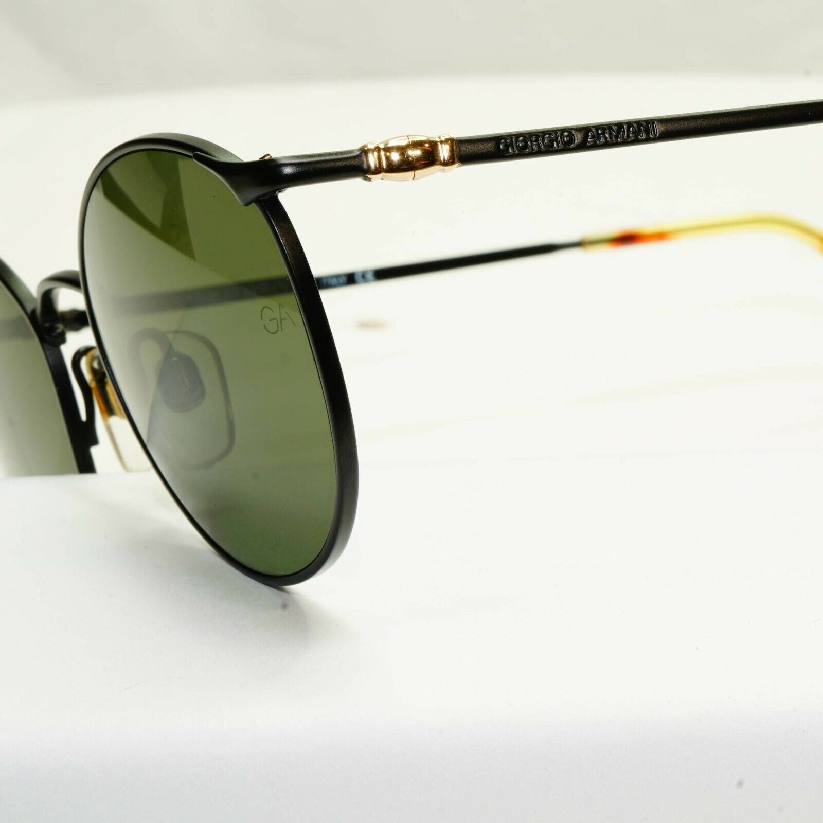 Authentic Giorgio Armani 1997 Vintage Sunglasses Black Green Mens Womens 132 748