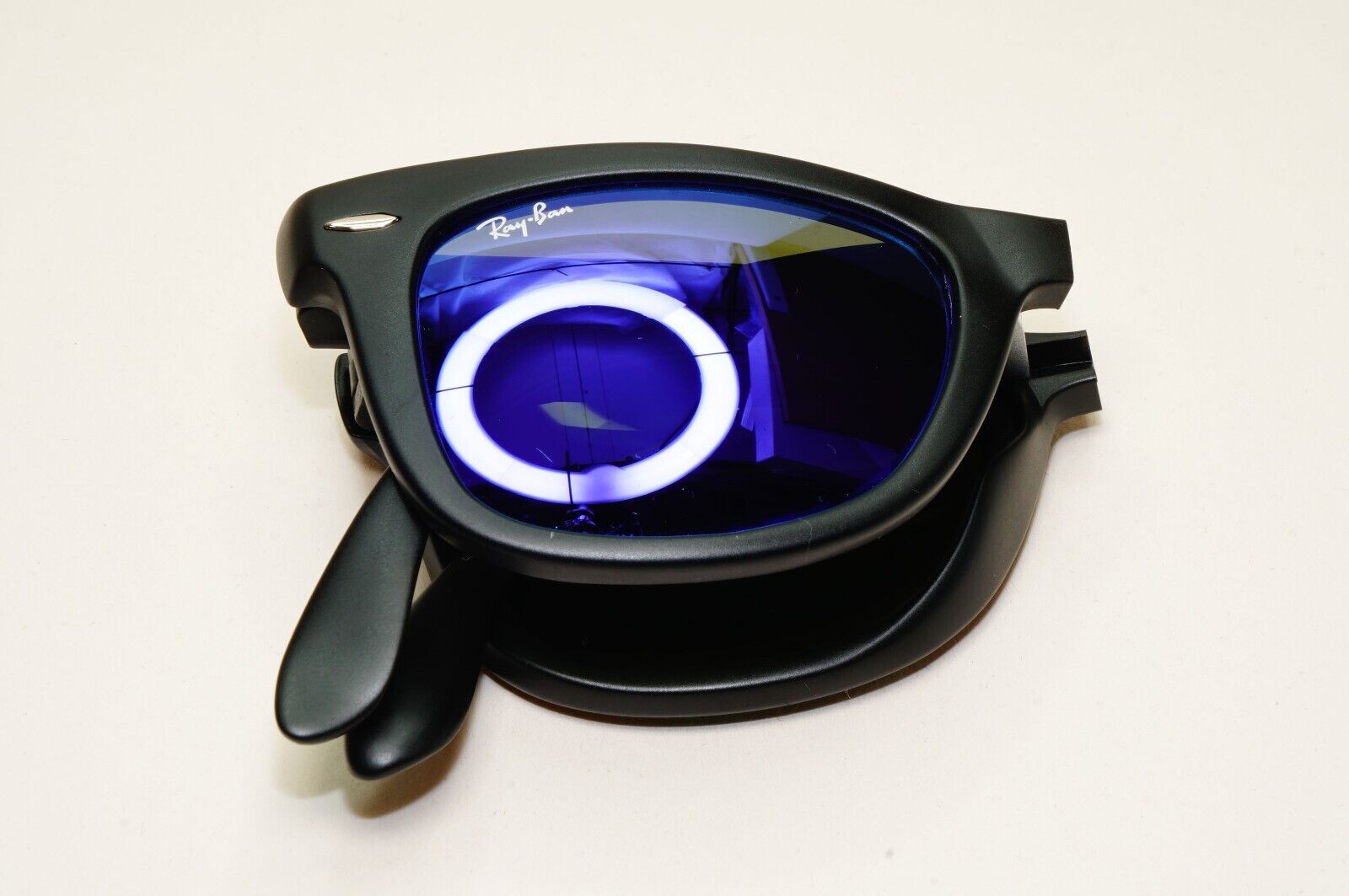 Ray-Ban Sunglasses Folding Wayfarer Black Matte Purple Mirror RB 4105 601-S/1M