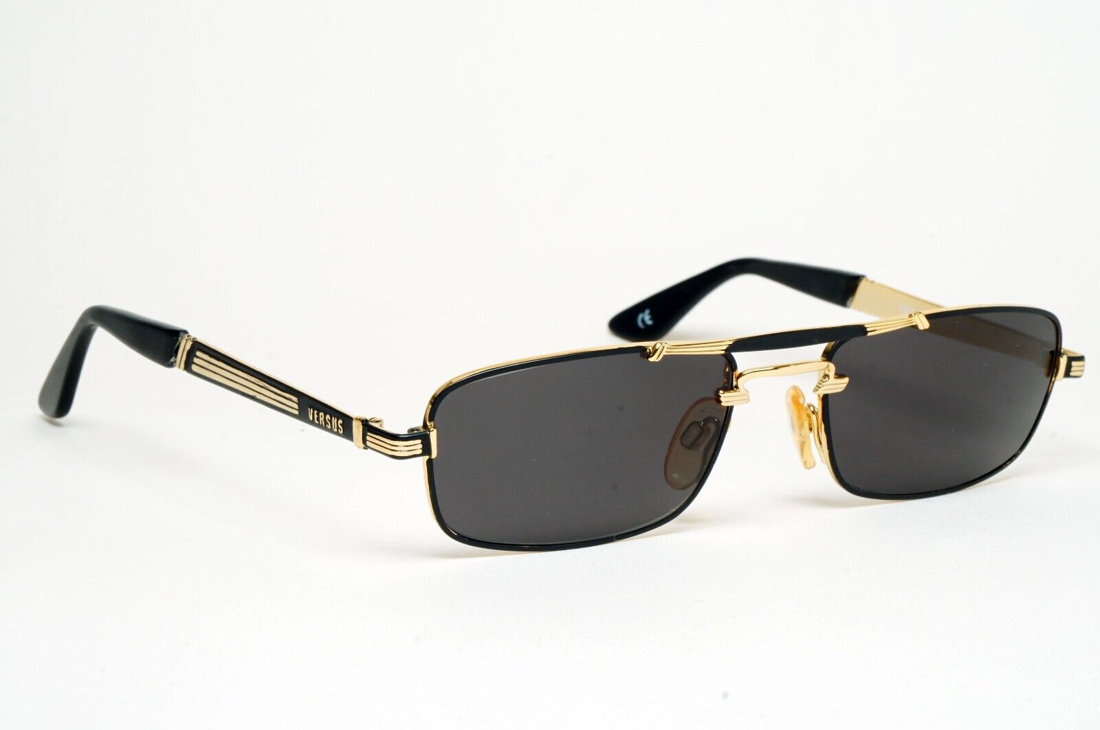 Versus Sunglasses 1996 by Gianni Versace Vintage Rectangle Gold MOD F06 COL 33M