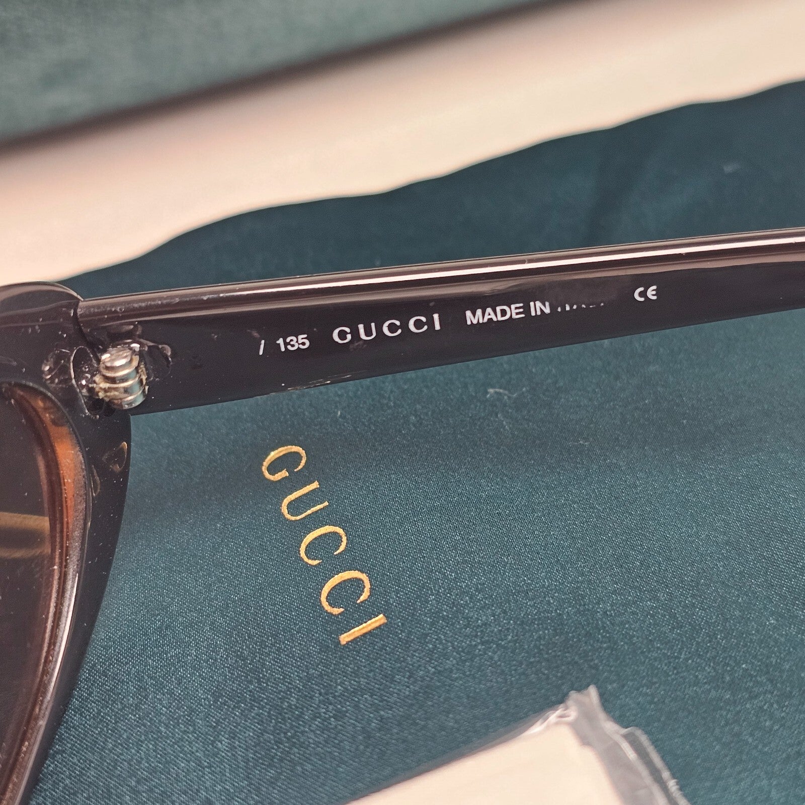 Gucci Sunglasses 1997 Vintage Brown Oval Honey GG 2413/N/S 4NR 100325