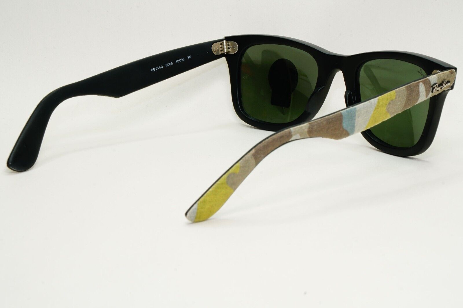 Ray-Ban Sunglasses Wayfarer Black Green Urban Camoflauge RB 2140 6065 50mm