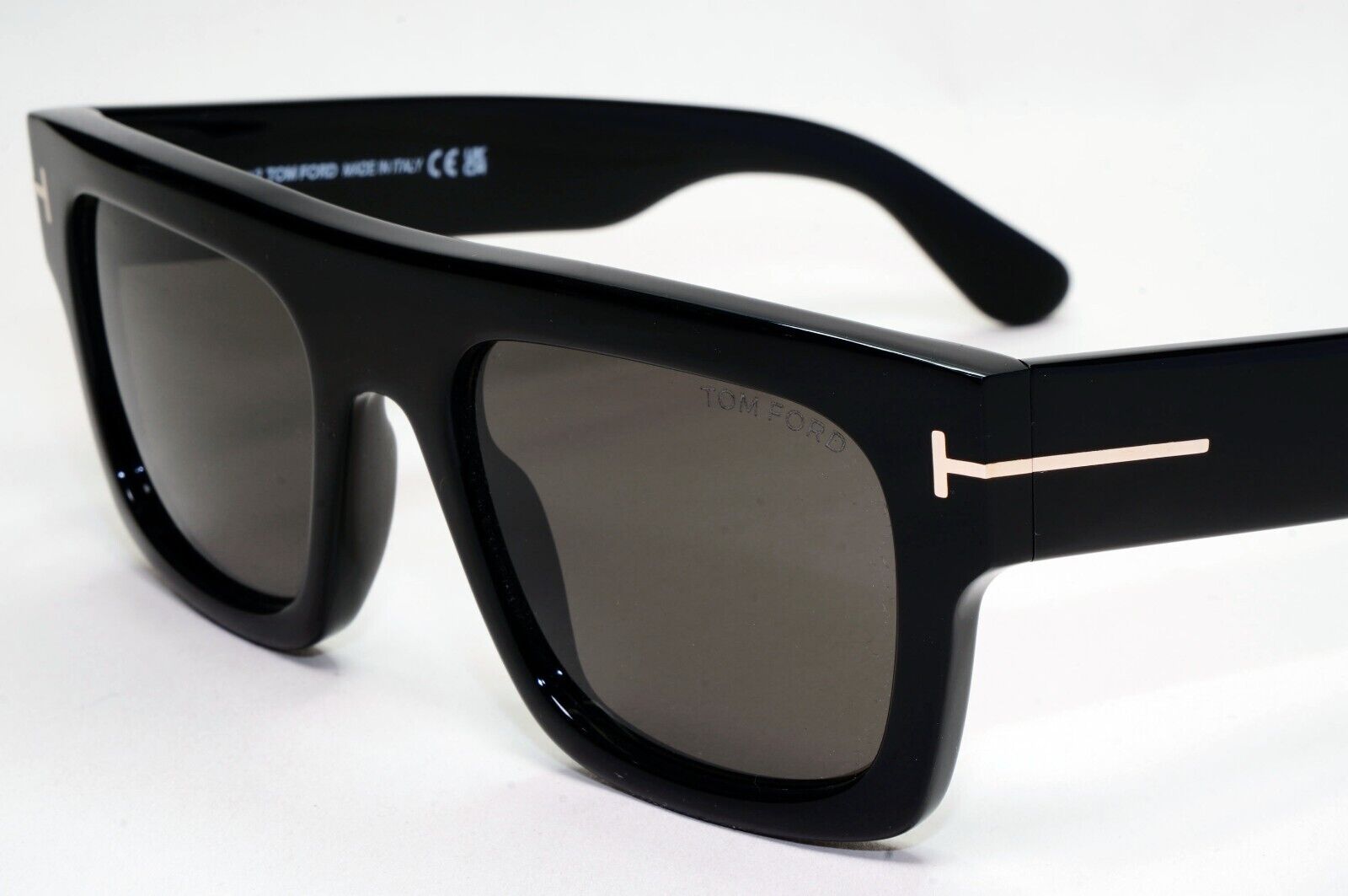 Tom Ford Sunglasses Fausto Black Glossy Square Thick Rim Heavy TF 711 FT0711 01A