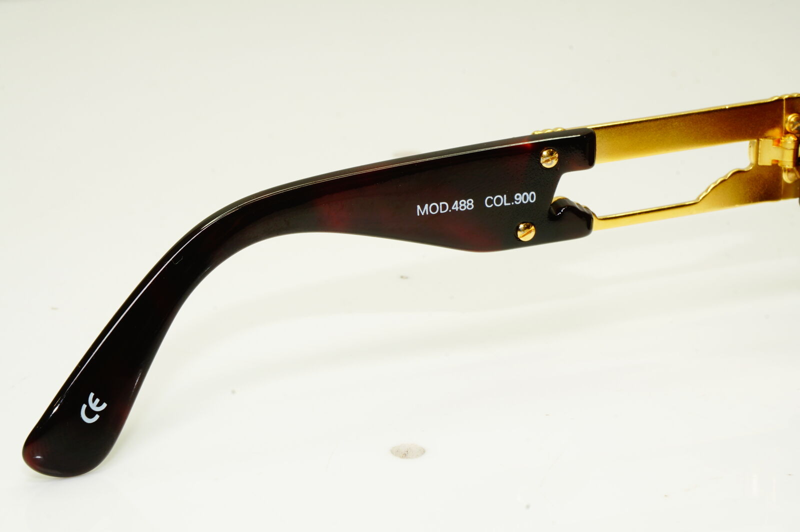 Gianni Versace 1996 Mens Vintage Gold Medusa Biggie Sunglasses MOD 488 COL 900