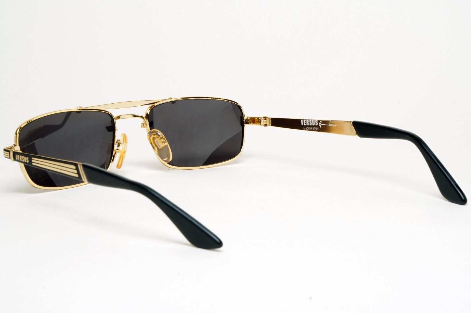 Versus Sunglasses 1996 by Gianni Versace Vintage Rectangle Gold MOD F06 COL 33M