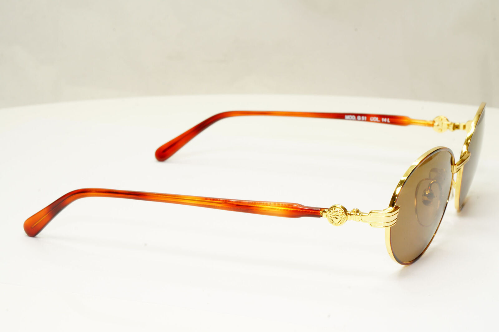 Gianni Versace 1995 Vintage Gold Medusa Unisex Metal Sunglasses MOD G51 COL 14L
