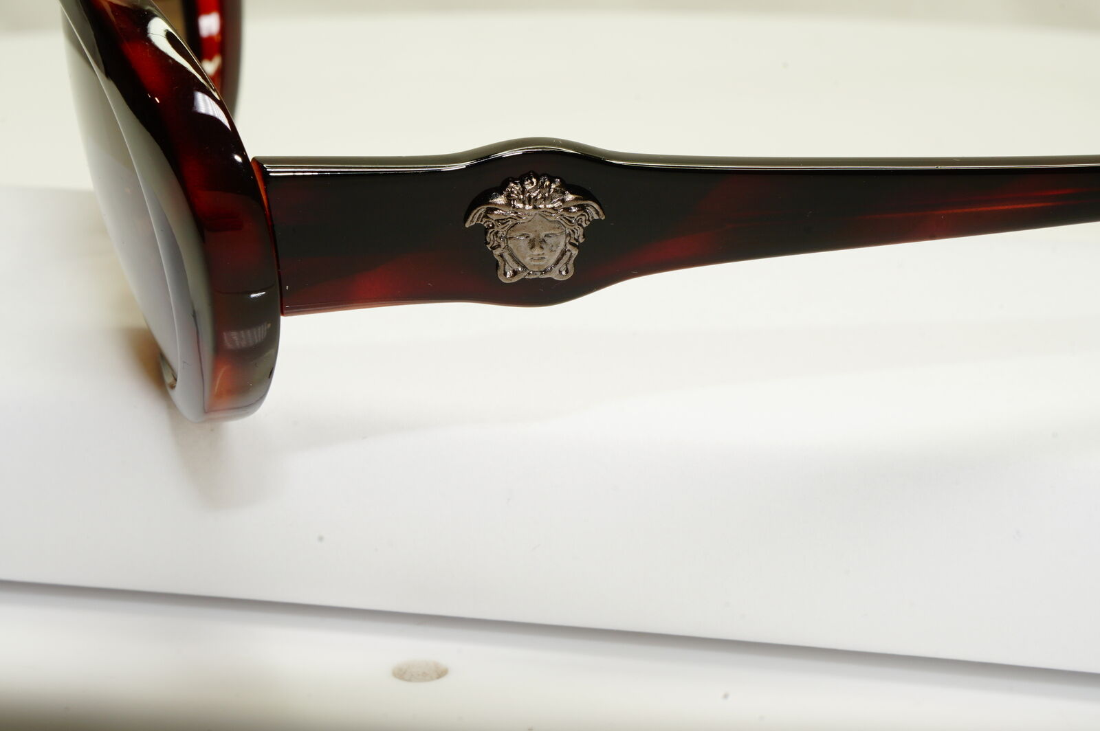 Gianni Versace 1996 Womens Vintage Brown Medusa Oval Sunglasses MOD 342 COL 900