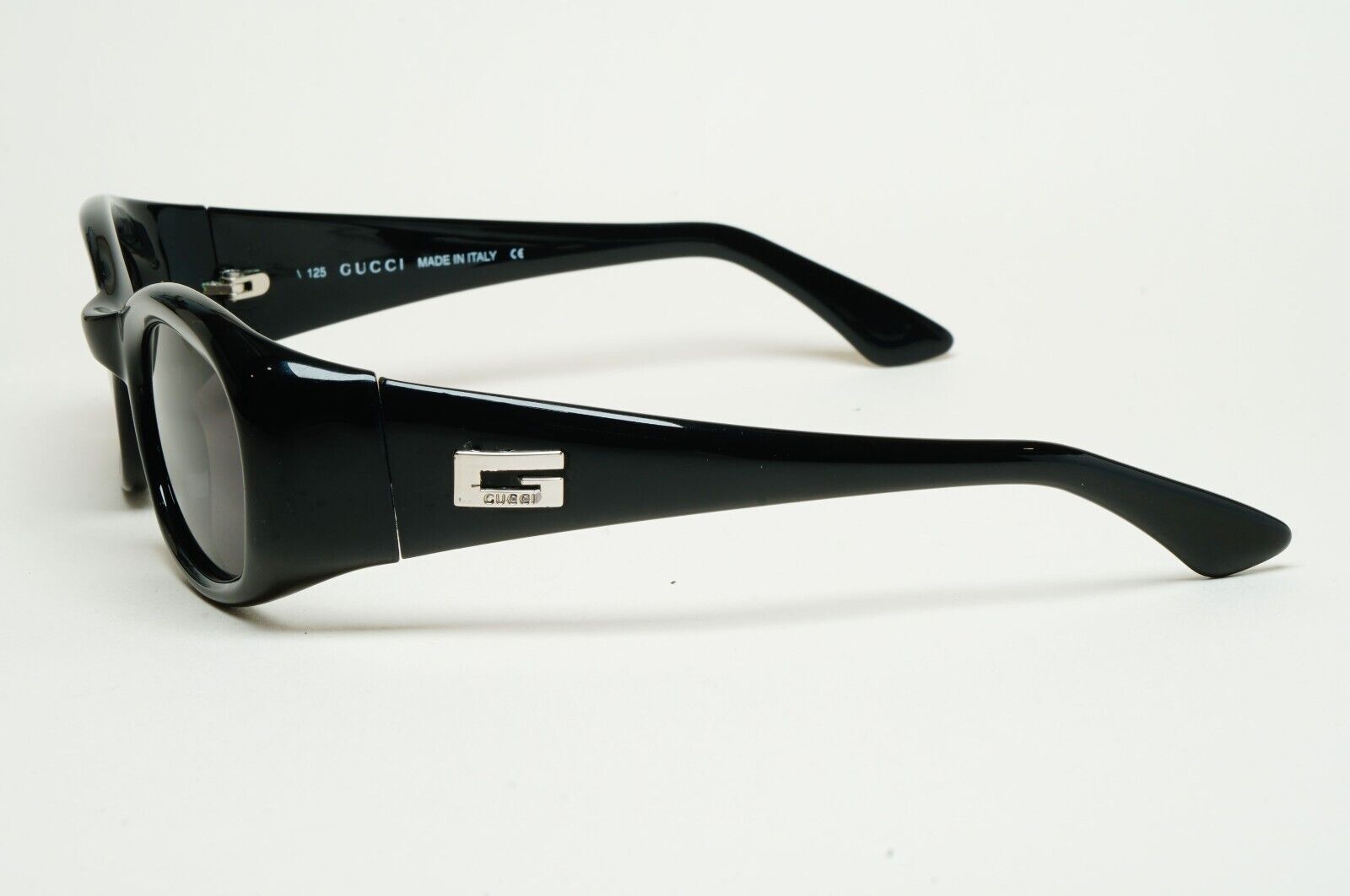 Gucci Sunglasses 1998 Vintage Black Square Retro GG 2432/S 1UF 50mm 280125