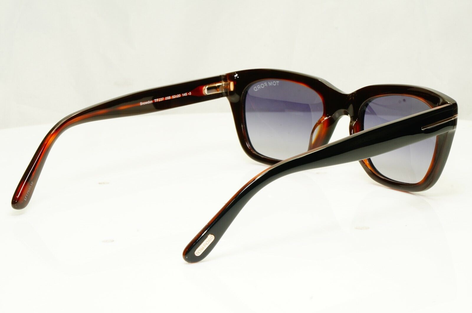 Authentic TOM FORD Sunglasses Black Spectre Snowdon TF 237 05B 52mm James Bond