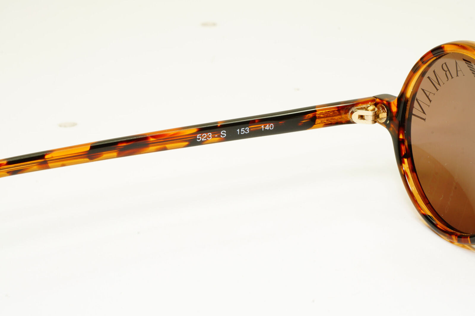 Emporio Armani 1997 Vintage Sunglasses Round Lens Logo Print Brown 523-S 153