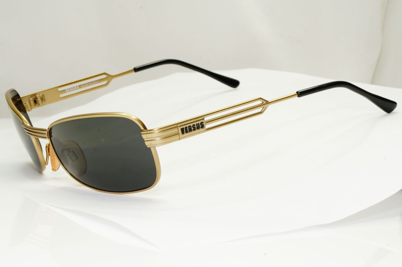 Versus 1996 by Gianni Versace Vintage Gold Black Sunglasses MOD F33 COL 86M